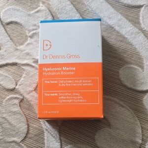 Dr Dennis Gross Hyaluronic Marine Hydration Booster - Orange and White